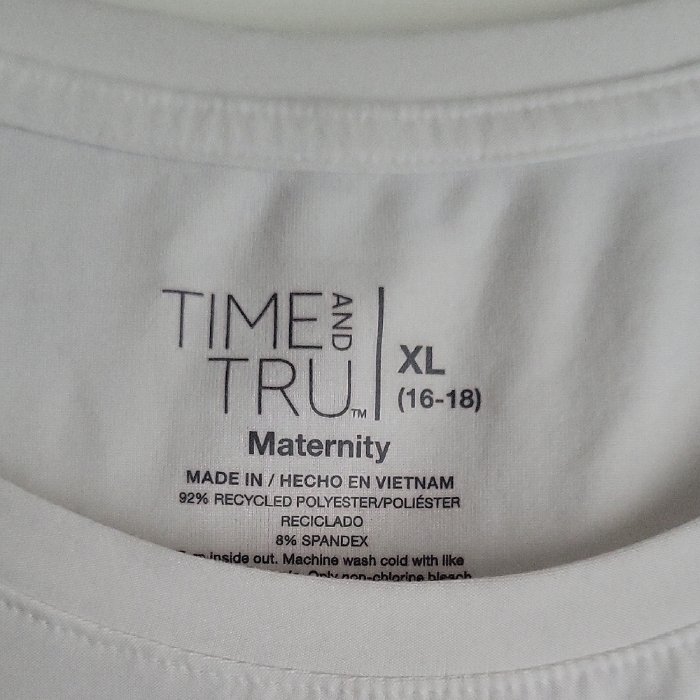 Time and Tru Maternity 'Babe in The USA' Graphic T-Shirt - Picture 4 of 9